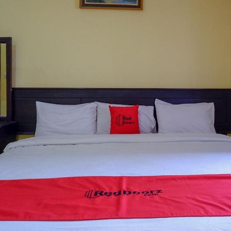 Reddoorz Near Citraland Waterpark Kendari Hotel Lepoleop Eksteriør billede